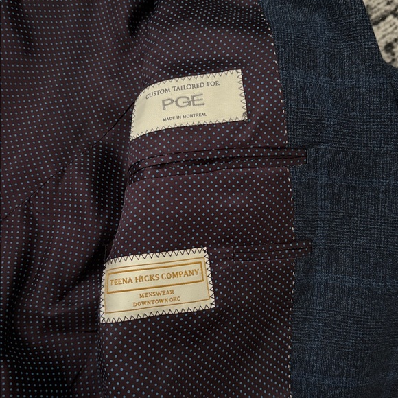 Jack Victor Navy Blue Plaid tailored suit - Picture 8 of 8